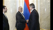 دیدار نخست وزیر ارمنستان با رییس کل گمرک ایران