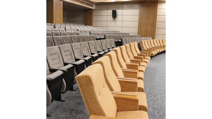 تولید و فروش ویژه صندلی آمفی تئاتر در شرکت سینما چوب
