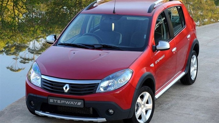 مشخصات فنی رنو ساندرو