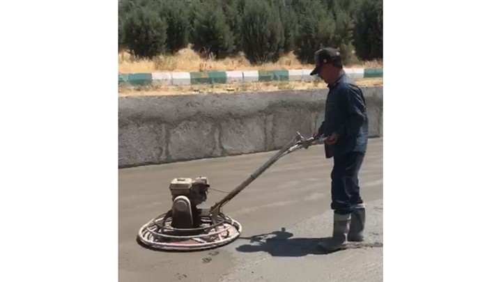 نحوه استفاده از دستگاه بتن ماله پروانه ای نحوه استفاده از دستگاه بتن ماله پروانه ای