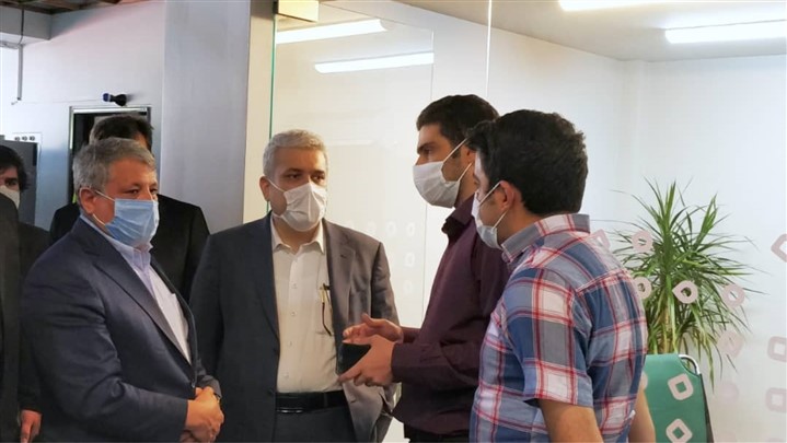 بازدید معاون فناوری ریاست جمهوری و رئیس شورای شهر از استارتاپ پینکت