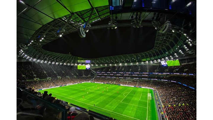 نکات مهم خرید پروژکتور ال ای دی برای سالن‌های ورزشی