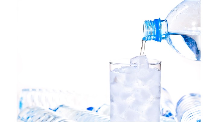 نقش مهم نوشیدن آب در سلامت جامعه 