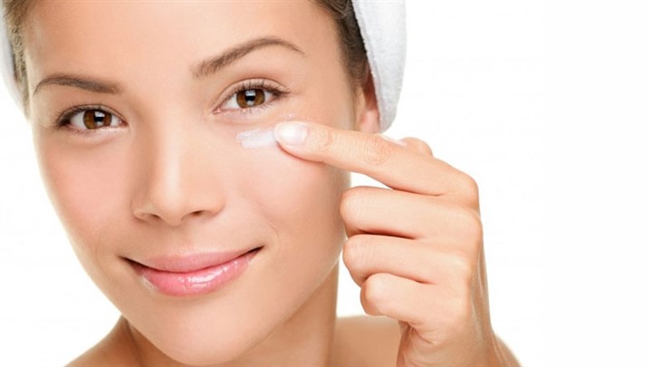 بعد از استفاده کردن کانسیلر و ماسک صورت چه اقداماتی را باید انجام دهیم؟