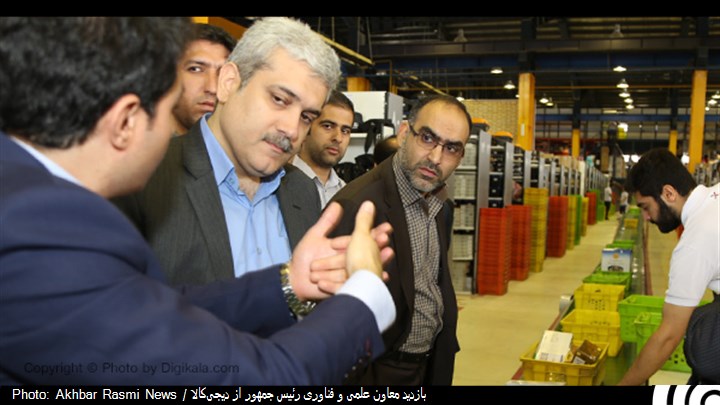 بازدید معاون علمی و فناوری رئیس جمهور از دیجی‌کالا