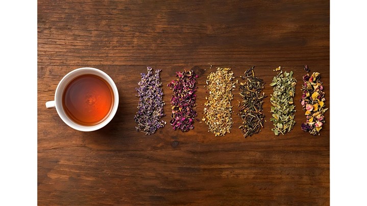 معرفی 5 نوع دمنوش گیاهی دو غزال