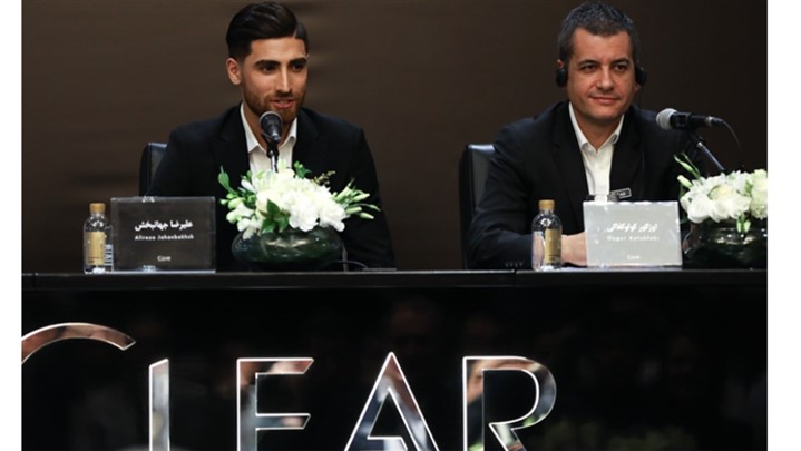 جهانبخش همراه کلییر شامپو مردانه شماره 1 جهان شوره را از میدان به در میکنند جهانبخش همراه کلییر شامپو مردانه شماره 1 جهان شوره را از میدان به در میکنند