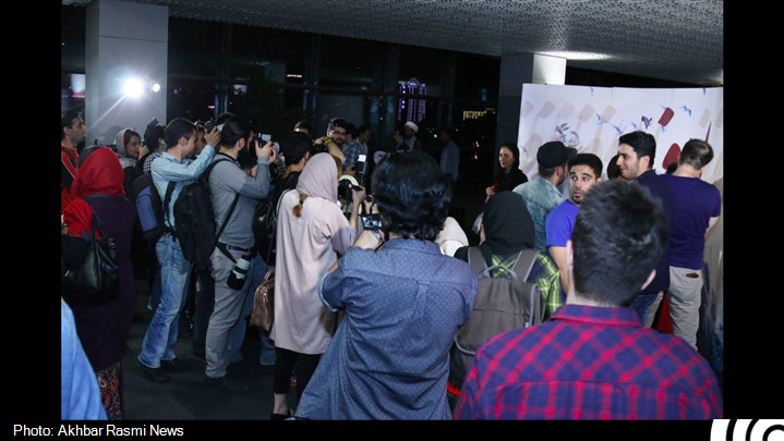 از همه جا برای شهدای غواص آمدند از همه جا برای شهدای غواص آمدند