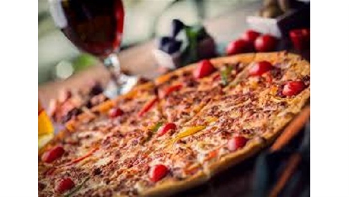 محبوبیت پیتزای منجمد برای شب‌زنده‌داران و زندگی شبانه