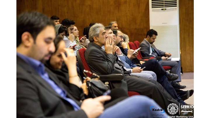 انتقال تجربیات فعالان دیجیتال مارکتینگ در ایران در رویداد رهبران رشد