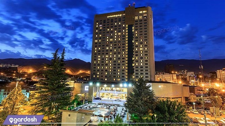 95% رزرو هتل ها توسط وب سایت ها و سامانه های رزرو آنلاین انجام می پذیرد.