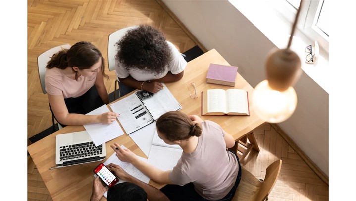 چرا باید کانادا را برای مهاجرت تحصیلی انتخاب کنیم؟