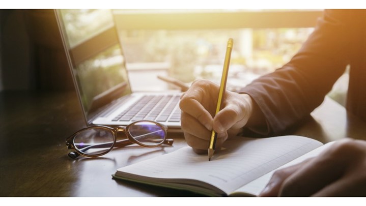 چگونه تیتر جذاب بنویسیم؟