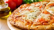 چرا پیتزا فوری و نیمه‌آماده، محبوب آدم‌های پرمشغله شده است؟