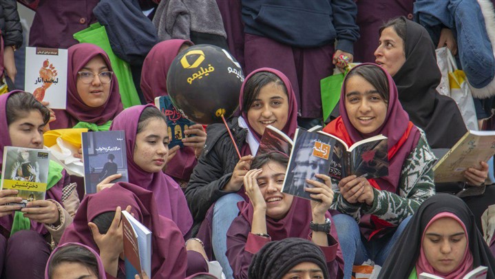 آخر هفته را میهمان فیلیمو در نمایشگاه کتاب تهران باشید