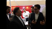 بازدید رییس کل بانک مرکزی از غرفه اخبار رسمی
