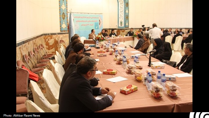  نخستین نشست هم اندیشی مدیران موزه های تهران با دفاتر خدمات مسافرتی مجری تورهای تهران گردی