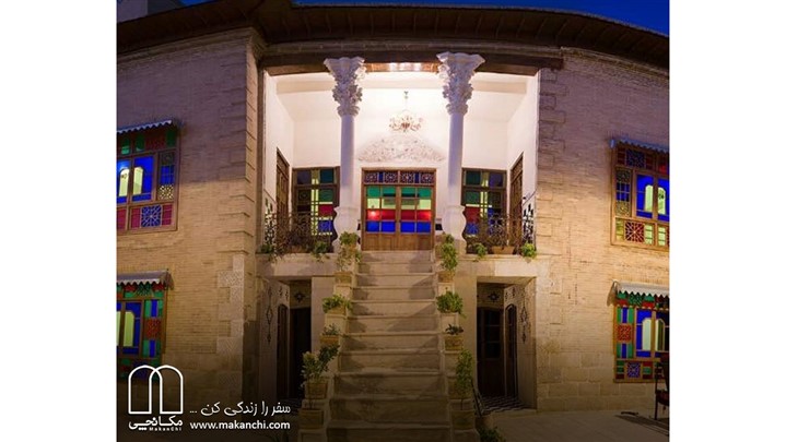 فهرستی از جاذبه‌ها و اماکن دیدنی مشهد، شیراز و کیش