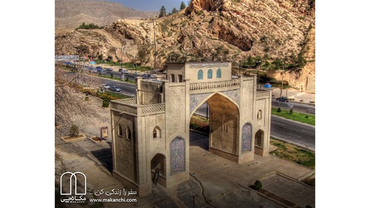 فهرستی از جاذبه‌ها و اماکن دیدنی مشهد، شیراز و کیش