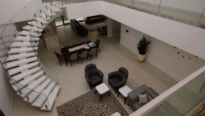  راهنما خرید نرده شیشه ای – جانپناه شیشه ای – هندریل شیشه ای