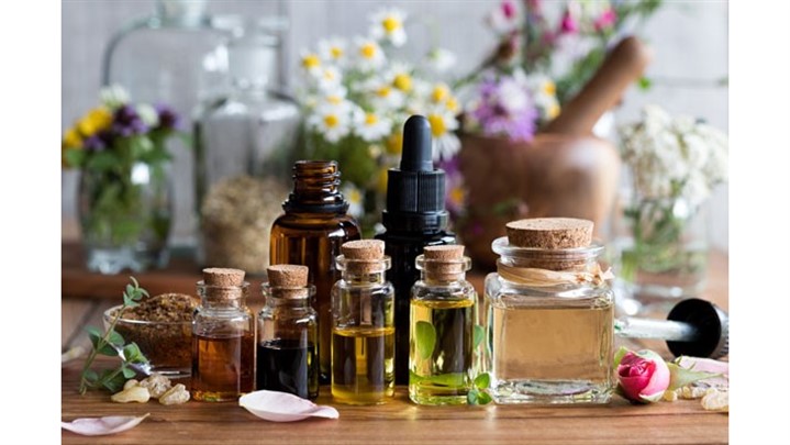 هر آنچه در مورد  تاثیرات عطر بر احساسات باید بدانید