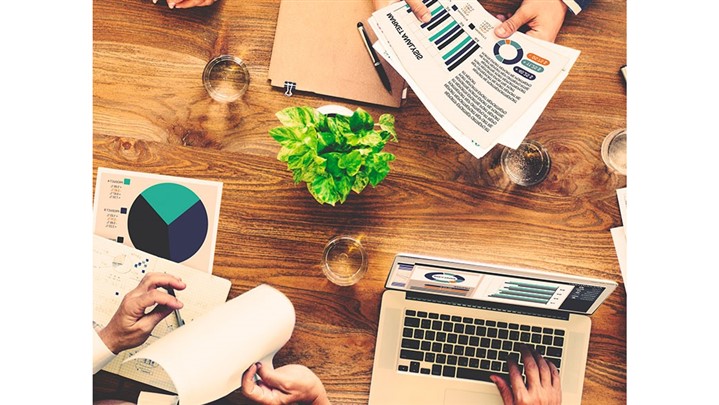 یک نرم افزار حسابداری فروشگاهی یا شرکتی چه ویژگی‌هایی باید داشته باشد؟