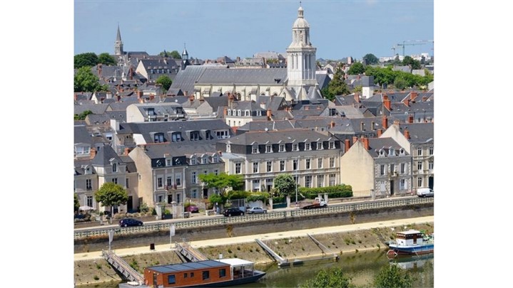 ادامه حضور برندهای فرانسوی در ایران پس از تحریم