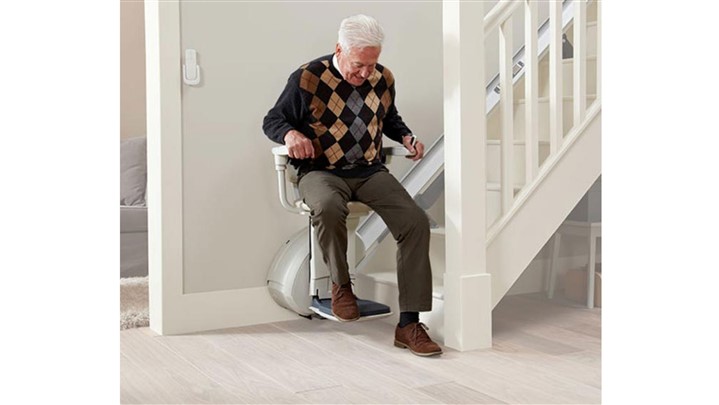 خدمات حمل بیمار از پله (به صورت تخصصی و ارزان)