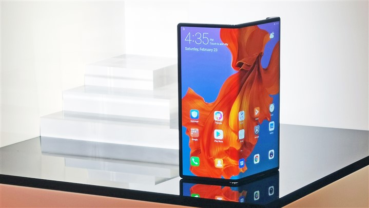 HUAWEI Mate X سریع‌ترین گوشی تاشوی 5G جهان