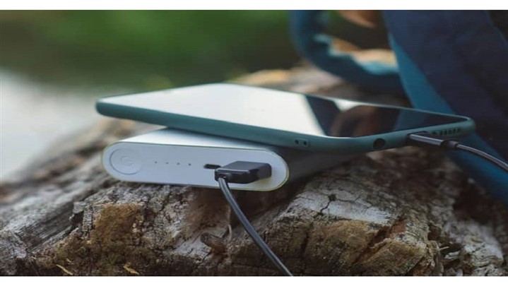 چه ابزارهای دیجیتالی را در زمان سفر به همراه داشته باشیم؟