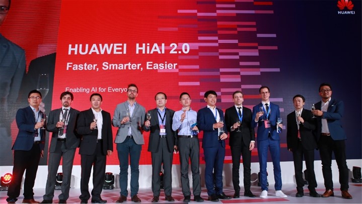 تسهیل توسعه هوش مصنوعی با بستر HiAI 2.0 هوآوی