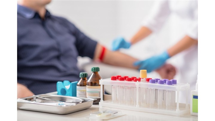 چکاب سالانه با آزمایش خون