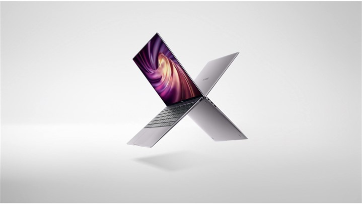 پرچم‌داری برای تمام فصول