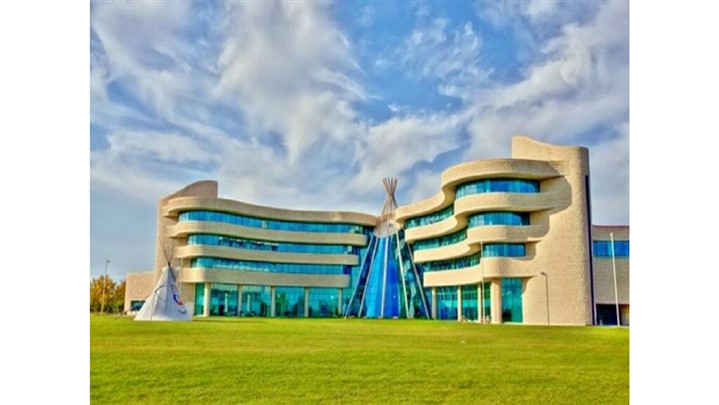 مشکلات دانشجویان ایران در کانادا