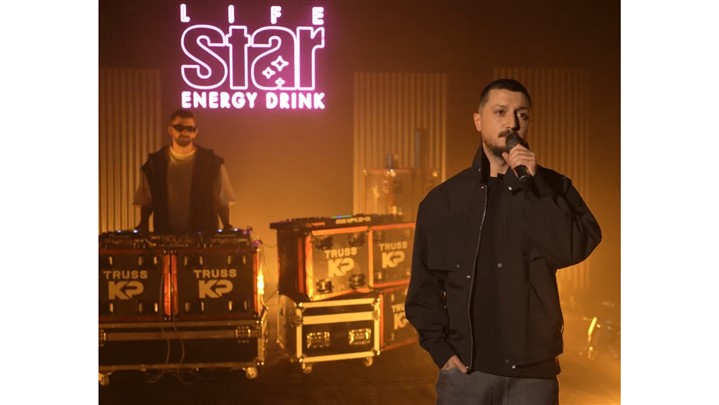 محمدرضا شایع با حمایت لایف استار کنسرت آنلاین برگزار کرد