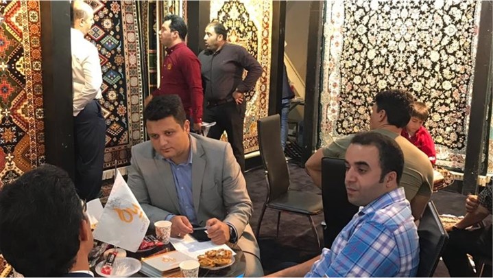 حضور شرکت پاگشای بیدگل با برند ثبت شده شده فرش اپال در نمایشگاه فرش ماشینی