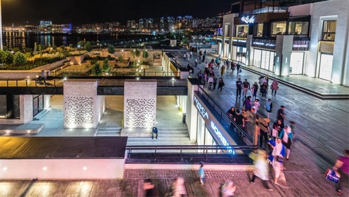 شب‌گردی، رستوران‌گردی و کافه‌گردی در شب‌های تابستان در تهران