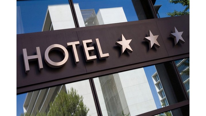 انتخاب شما کدام است؛ هتل 5 ستاره یا 3 ستاره؟ 