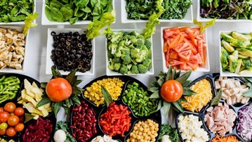 از وعده ناهار تا رضایت شغلی؛ غذای سازمانی چه نقشی دارد؟
