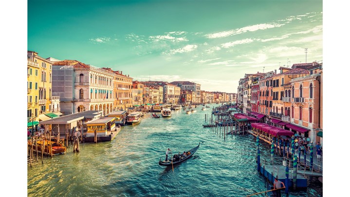 پردرآمدترین شغل در ایتالیا چیست؟