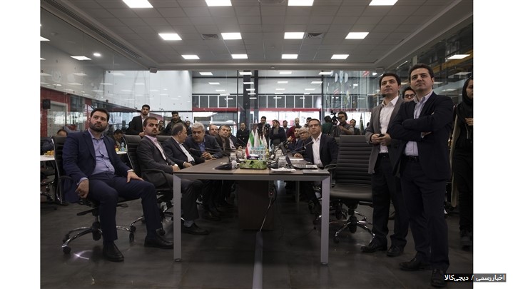 بازدید شهردار تهران و معاون علمی و فناوری رئیس جمهور از دیجیکالا بازدید شهردار تهران و معاون علمی و فناوری رئیس جمهور از دیجیکالا