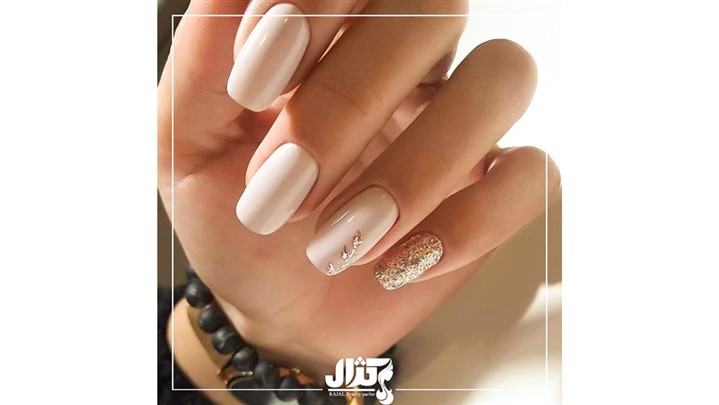 نحوه کاشت ناخن ژله ای و مراحل ان نحوه کاشت ناخن ژله ای و مراحل ان