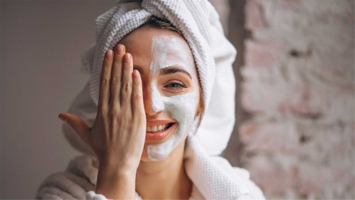 آموزش انجام فیشیال و پاکسازی پوست صورت