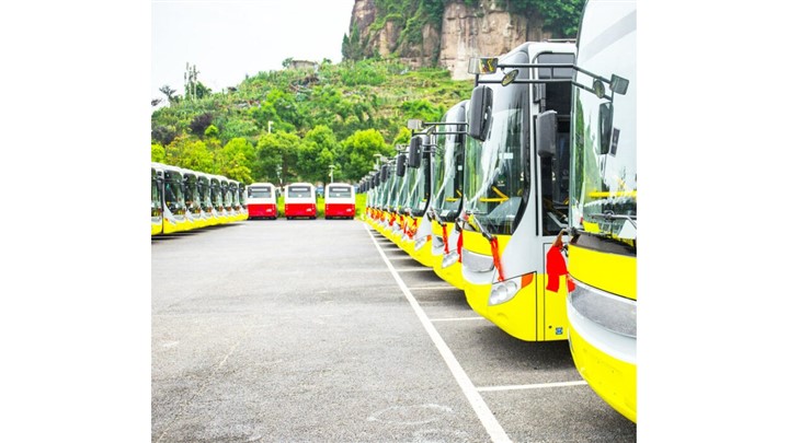 کدام مدل اتوبوس برای سفر جاده ای مناسب تر است؟