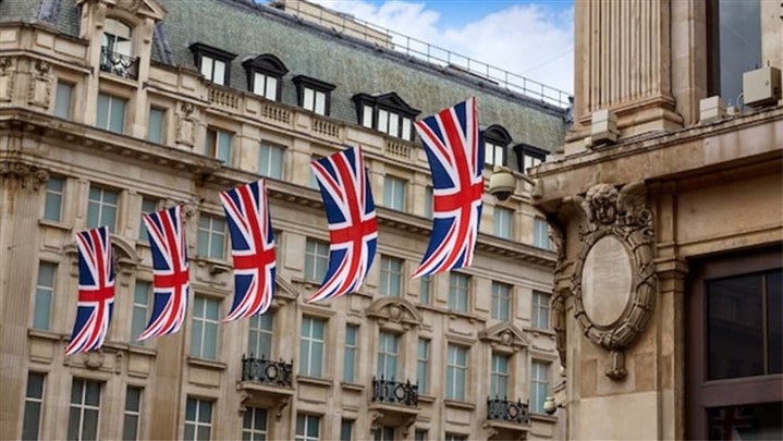 10 مورد از بهترین صرافی لندن برای حواله پوند