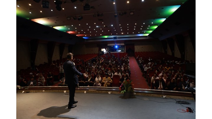 برای موفقیت در کسب و کار ، منطقه امن ذهنی خود را رها کنید