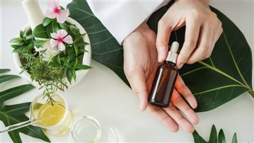 فرق عطر های طبیعی و مصنوعی فرق عطر های طبیعی و مصنوعی