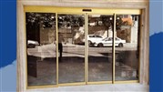 درب اتوماتیک شیشه ای