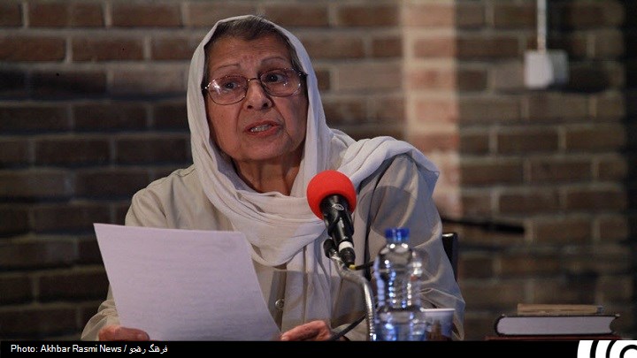 زلف چلیپای شعر فارسی در باغ قصر برگزار شد همایش زلف چلیپا در باغ موزه قصر