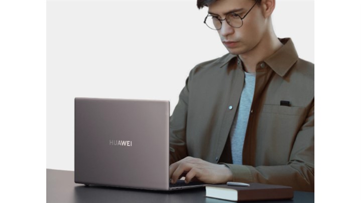 لپ‌تاپ‌های هوآوی مناسب چه افرادی و چه نوع فعالیت‌هایی است؟